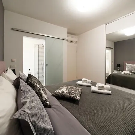 Garden Terrace Apartman *