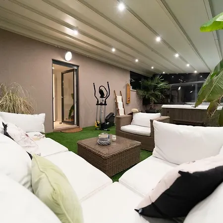 Garden Terrace Apartman Zára