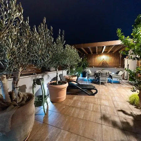 Garden Terrace زادار