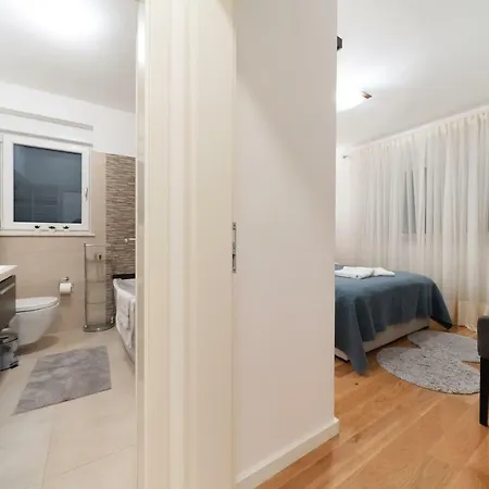 Garden Terrace アパート *